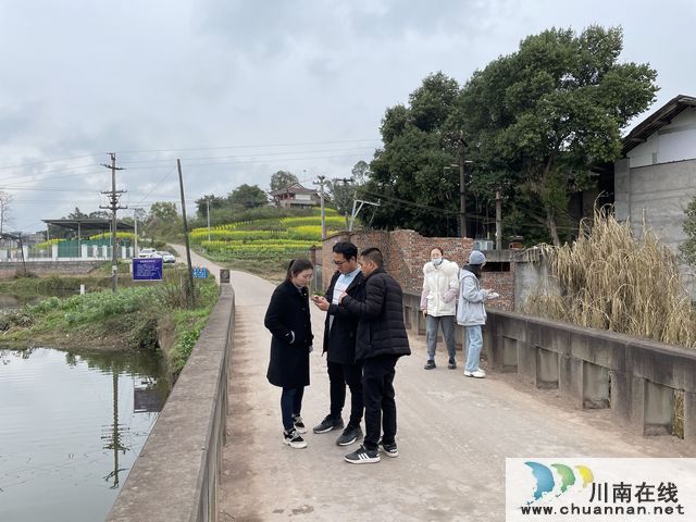 泸县生态环境局到百和镇调研大鹿溪河生态治理项目(图3)