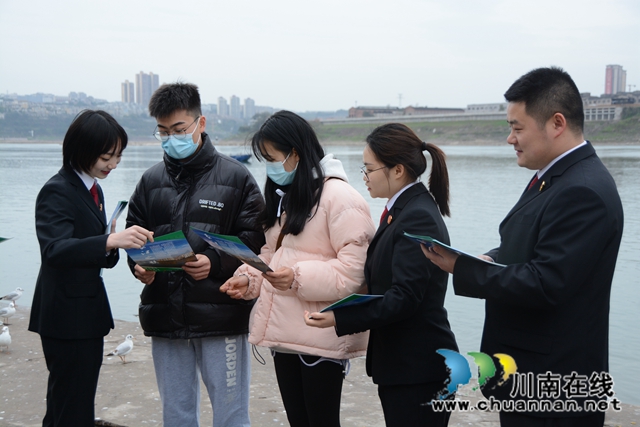 法治护航长江生态,江阳法院在行动!(图3) 法治护航长江生态,江阳法院在行动!(图3)