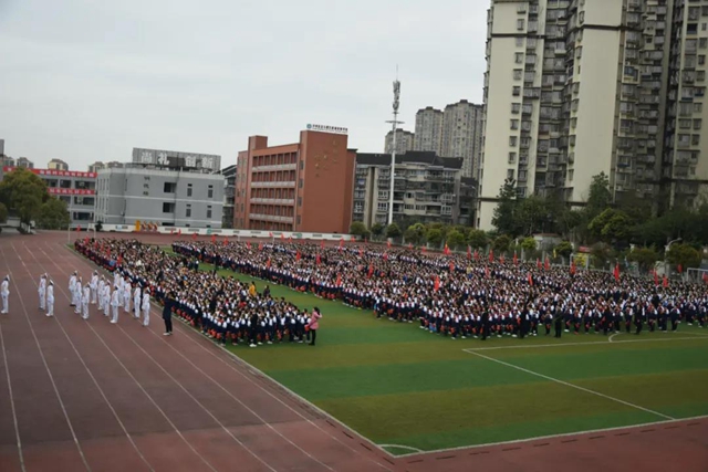 “话安全 敬英雄 学党史 抒梦想”，泸州十八中别样开学第一课干货满满(图6)