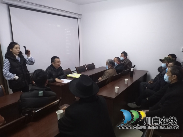 内江经开区靖民镇双雁社区积极开展居民委员会换届选举宣传动员工作(图1)