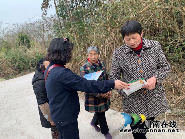 内江经开区靖民镇凉风社区：消防安全，格格当起知识宣传员(图1)