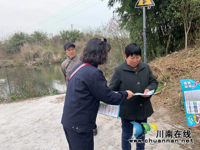 内江经开区靖民镇凉风社区：邪教毒害患无穷，科学新风益一生(图2)