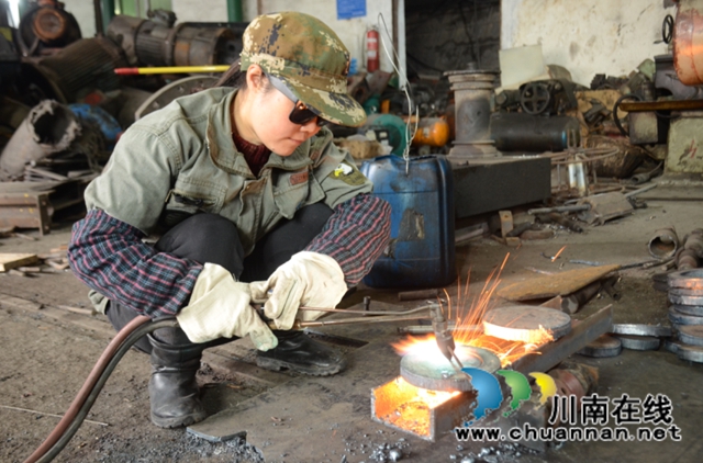 威鑫煤业：巾帼展英姿，致敬节日里坚守岗位的“最可爱的人”(图2)