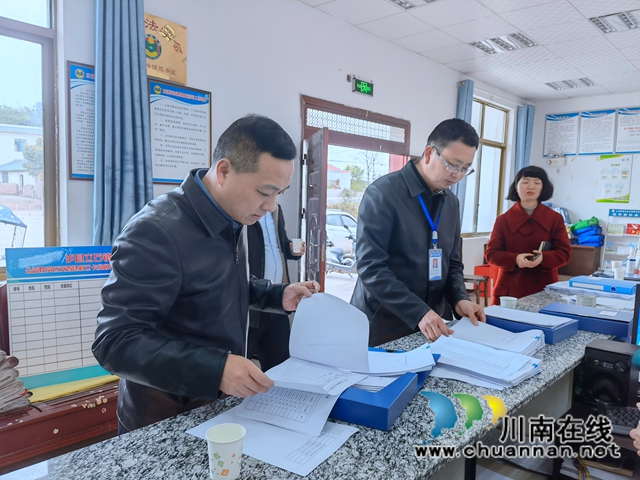 石磊到泸县立石镇检查森林防灭火工作(图2)