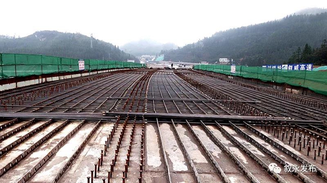 叙威高速公路建设进入最后冲刺阶段,预计5月通车(图4) 叙威高速公路建设进入最后冲刺阶段,预计5月通车(图4)