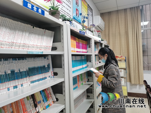 龙马潭区小市街道开展“三·八”妇女节系列文化活动(图3) 龙马潭区小市街道开展“三·八”妇女节系列文化活动(图3)