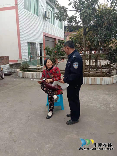 泸县太伏镇常态化开展禁种铲毒宣传(图3)