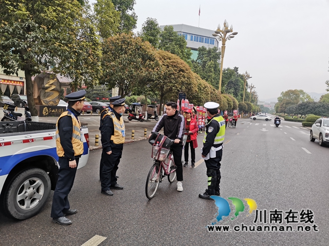 泸县综合行政执法局联合县公安、环保等部门积极开展噪音污染专项整治行动(图4)