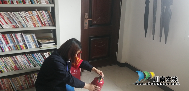 内江经开区靖民镇三山村开展消防安全检查工作(图1)