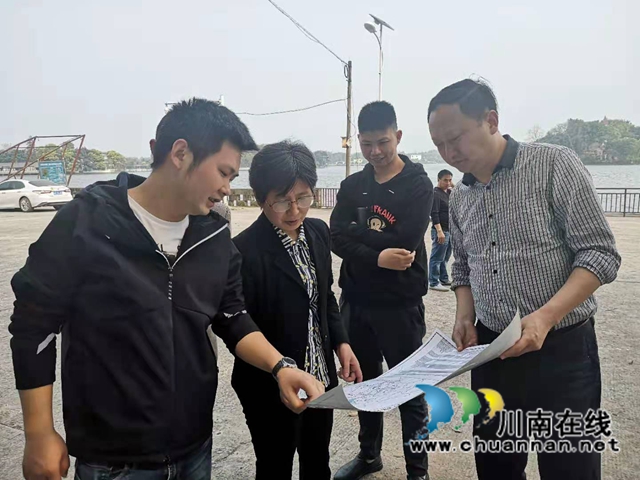 薛颖检查泸县立石镇河长制工作(图1)