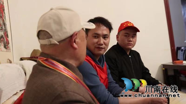 纳溪:听退伍老兵讲党史,党史教育深入人心(图3) 纳溪:听退伍老兵讲党史,党史教育深入人心(图3)