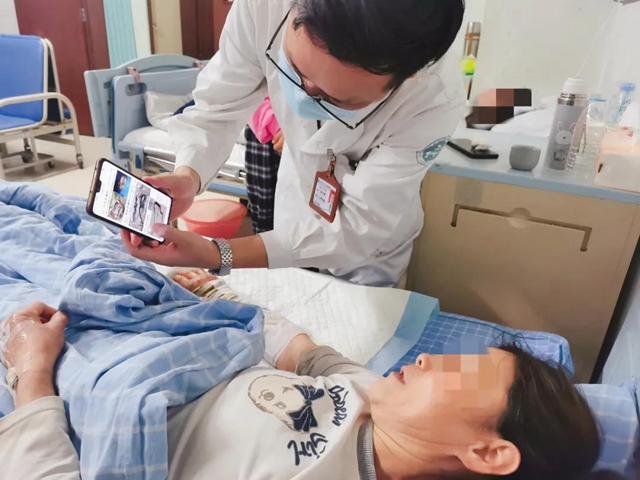 毒蛇提前出关？泸州2人被咬伤住院……(图3)