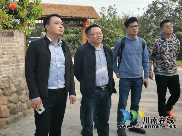 省统一战线网络服务中心到泸州市龙马潭区调研数字统战工作(图2)