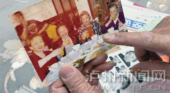 八年来，三届社区干部接力照管泸州这位失能老人(图1)