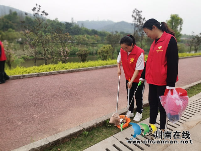 泸县残联党支部开展环境保护与健康生活主题志愿服务活动(图2)