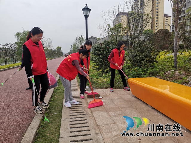 泸县残联党支部开展环境保护与健康生活主题志愿服务活动(图1)