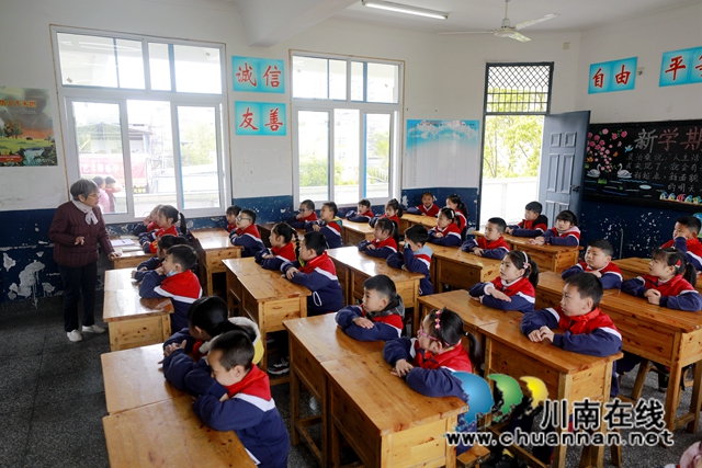 龙马潭区泸化小学：讲好“青林”故事，传承红色基因(图4)