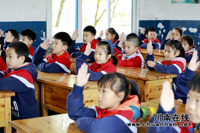 龙马潭区泸化小学：讲好“青林”故事，传承红色基因(图8)