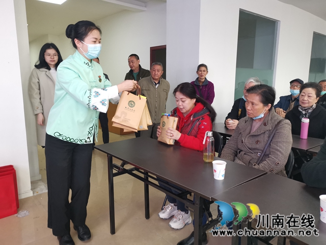 江阳区北城街道濂溪路社区开展“移风易俗 文明殡葬”主题宣传讲座(图2)