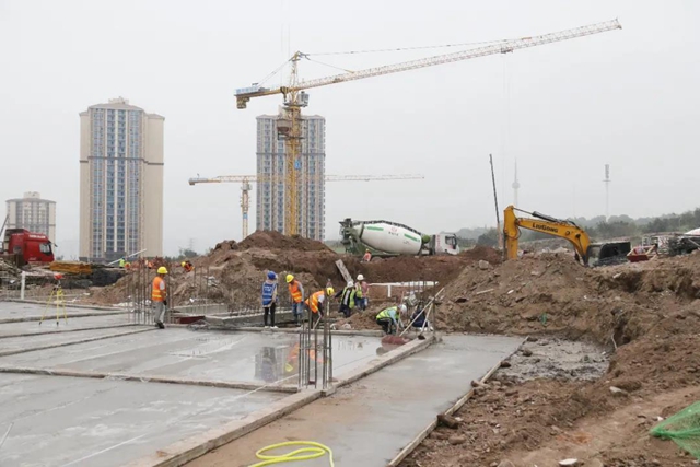 9月1日建成投用,龙马高中最新进展来了!(图6) 9月1日建成投用,龙马高中最新进展来了!(图6)