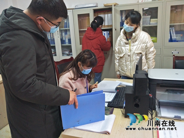 泸县云龙镇：市场监管利剑出鞘，“春雷”护航整治市场乱象(图1)