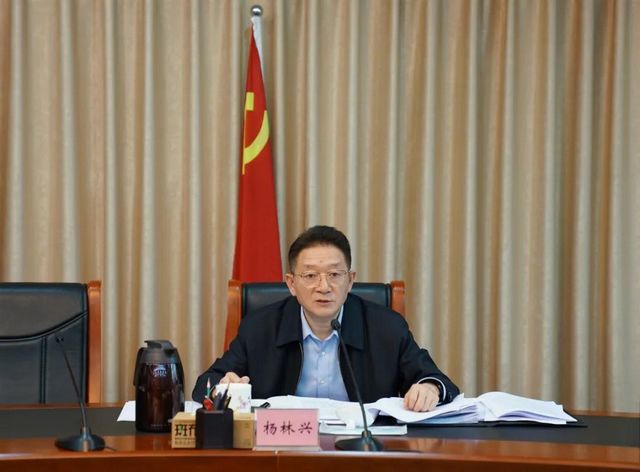 泸州：市委常委会专题学习《严格执行防止干预司法“三个规定”的工作意见》(图2)