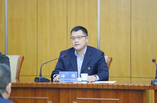 泸州市运管局召开职工大会,宣布主要领导工作调整决定(图4) 泸州市运管局召开职工大会,宣布主要领导工作调整决定(图4)