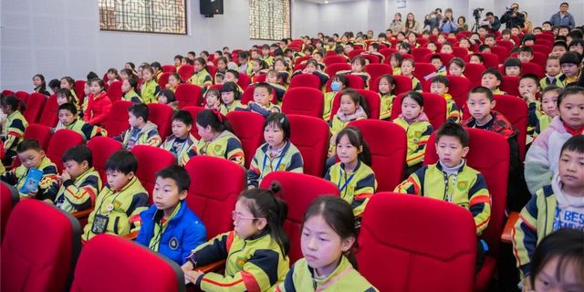 泸县实验学校校长:这场科普活动对孩子们太重要了!(图2) 泸县实验学校校长:这场科普活动对孩子们太重要了!(图2)