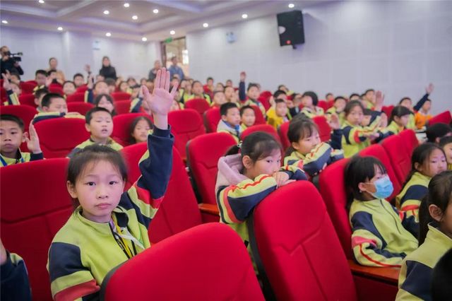 泸县实验学校校长:这场科普活动对孩子们太重要了!(图9) 泸县实验学校校长:这场科普活动对孩子们太重要了!(图9)