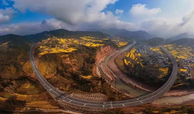 清明将至 省内部分高速公路出行宝典来啦!(图3) 清明将至 省内部分高速公路出行宝典来啦!(图3)