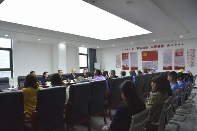 【我为群众办实事】江阳区法检两院送法进企业,为企业发展保驾护航(图10) 【我为群众办实事】江阳区法检两院送法进企业,为企业发展保驾护航(图10)