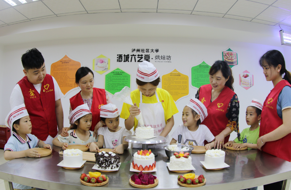 厉害!泸州市龙马潭天立社区被中宣部等联合表扬(图5) 厉害!泸州市龙马潭天立社区被中宣部等联合表扬(图5)