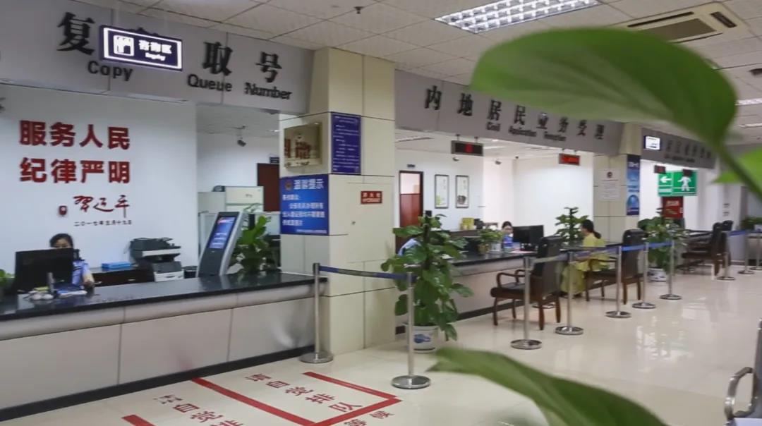 泸州人注意:4月1日起,老年人办理出入境证件有新办法(图2) 泸州人注意:4月1日起,老年人办理出入境证件有新办法(图2)