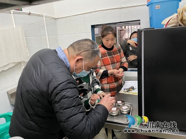 龙马潭区小市街道开展“学党史  我为群众办实事”志愿服务系列活动(图11)