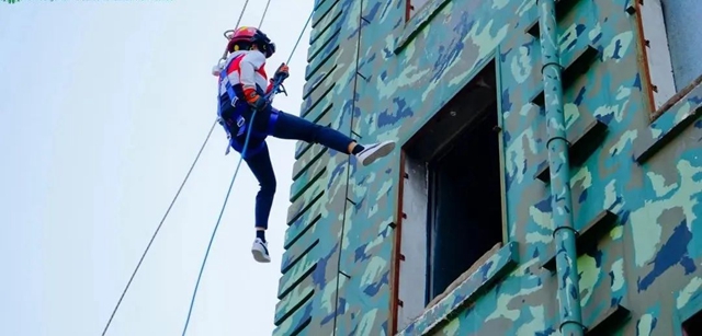 队站开放丨泸州消防迎来了这批“特殊朋友”(图11) 队站开放丨泸州消防迎来了这批“特殊朋友”(图11)