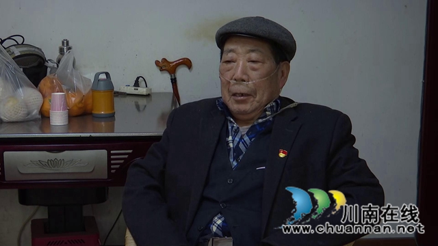 合江：老党员家的“微党课”(图2)