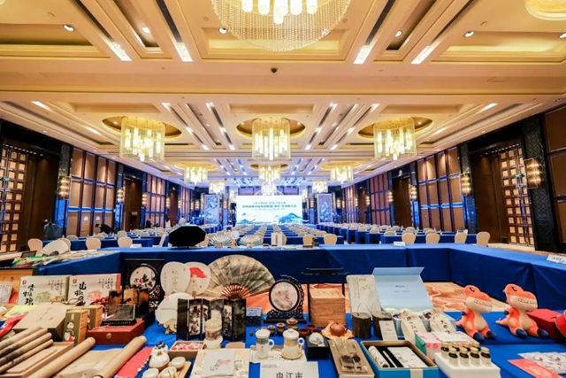 川南渝西文化旅游联盟(重庆)推介会召开(图3) 川南渝西文化旅游联盟(重庆)推介会召开(图3)