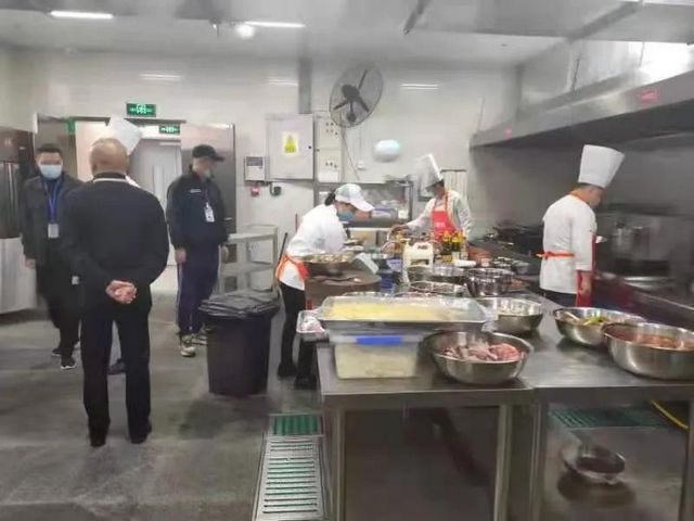 @泸州人 齐心协力，为酒博会保驾护航！(图13)