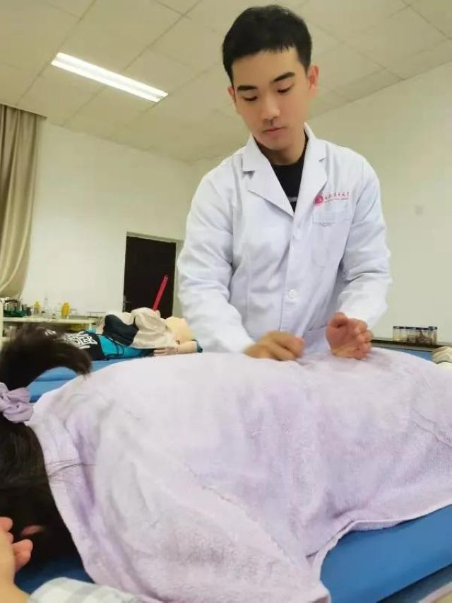 这支队伍代表西南医大中西医结合学院进军全国总决赛！(图3)