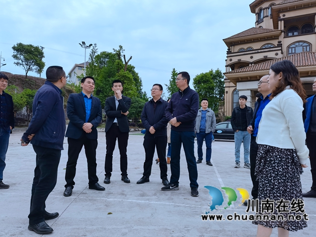 省扶贫开发局到泸县立石镇调研移民后期扶持直发直补资金“一卡通”精准管理工作(图3)