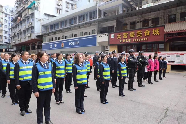 随时监视，“直通”警方！内江公交车里装上了“天眼(图2)