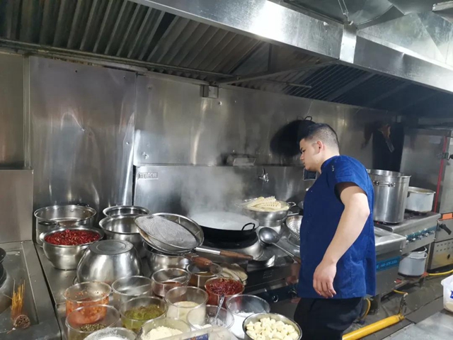 泸州2021年餐饮单位食品安全“红黑榜”来了，有你熟悉的吗？(图15)