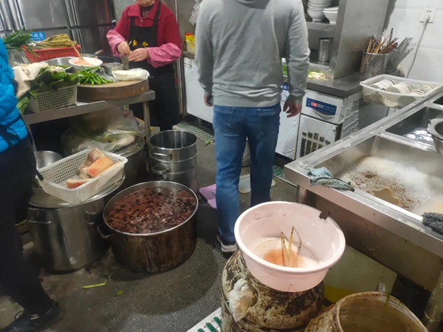 泸州2021年餐饮单位食品安全“红黑榜”来了，有你熟悉的吗？(图36)