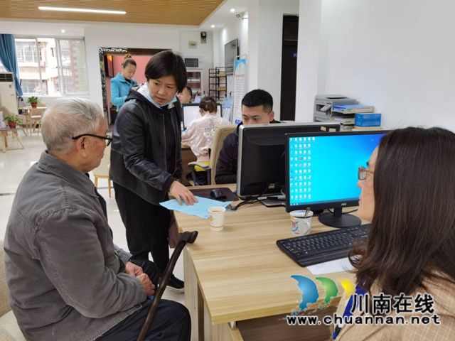 龙马潭区小市街道上大街社区积极为居民排忧解难(图3)