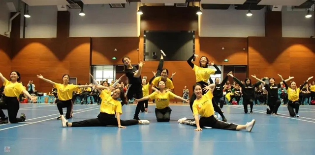 助学帮扶、婚恋服务、发放慰问金......泸州工会15件实事服务职工(图7)