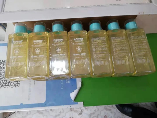 泸县：孕婴店销售已注销的化妆品？查！
