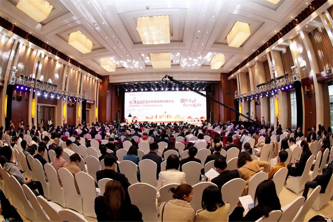 全国同行PK!西南医大附院荣获5项大奖!(图1) 全国同行PK!西南医大附院荣获5项大奖!(图1)