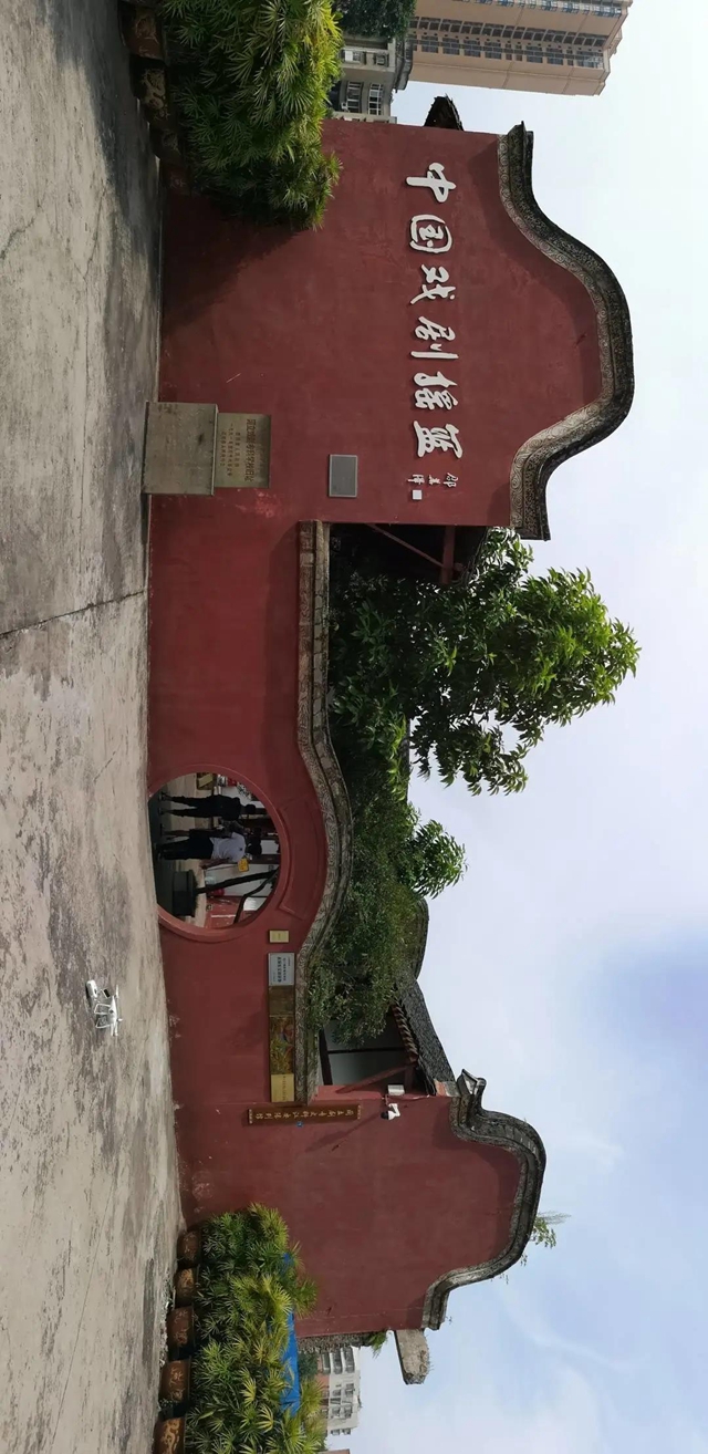 《十月》年度文学论坛永久落户宜宾江安(图6) 《十月》年度文学论坛永久落户宜宾江安(图6)