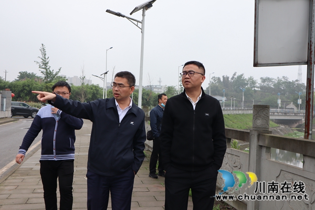 章磊到泸县云龙镇督导河长制工作(图1)