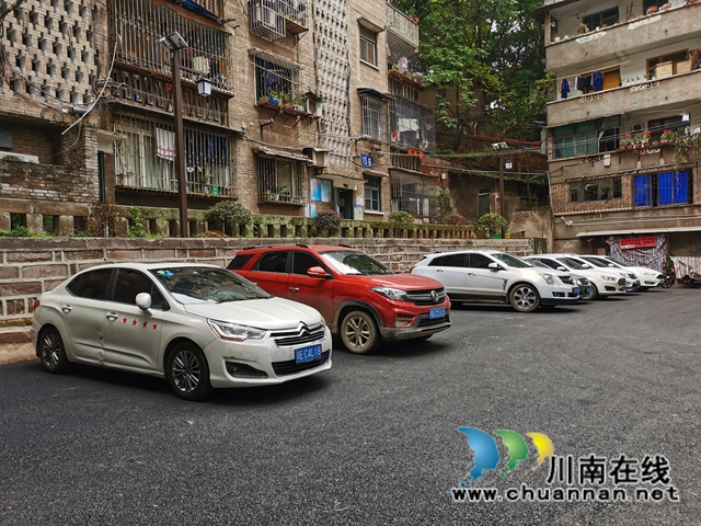 龙马潭区小市街道杜家街社区：党建引领，解基层之难(图2)